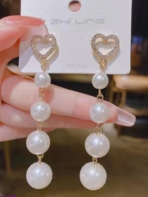 Gold-Plated Heart Design Pearl Drop Earrings For Women - Color: White Gold Tone