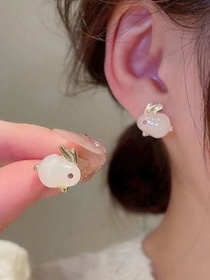 Cute White Rabbit Stud Earrings - Gender: Women
