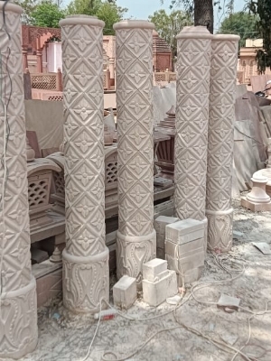 Stone Pillars - Color: Pink Sandstone