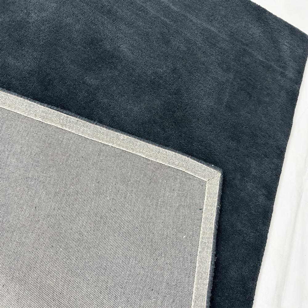 Handmade Wool Tufted Solid Charcoal Grey Rug for Modern Home Decor