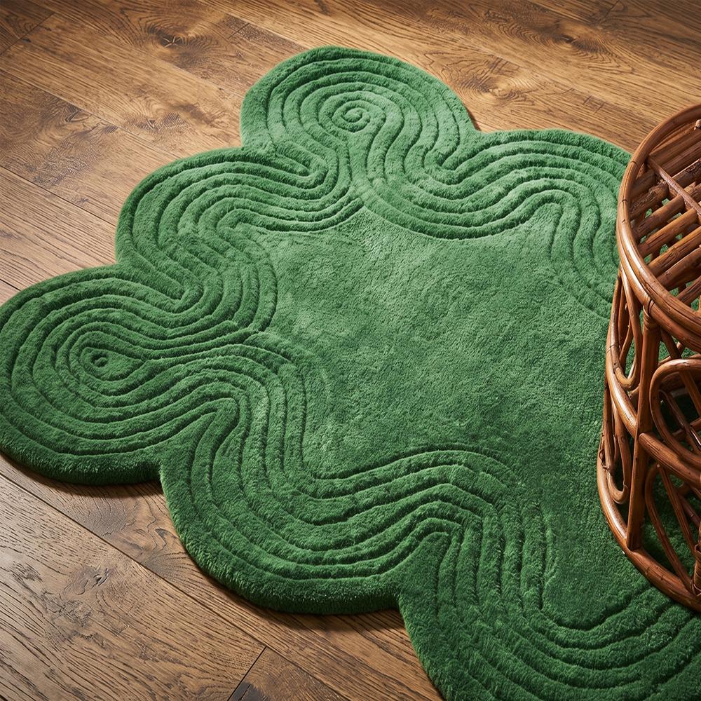 Handmade Green Tufted Wool Rug with Scalloped Edge Design for Living Room and Bedroom