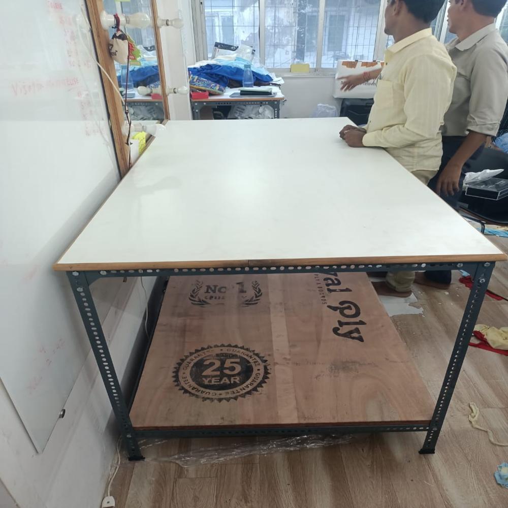 Garment Cutting Table