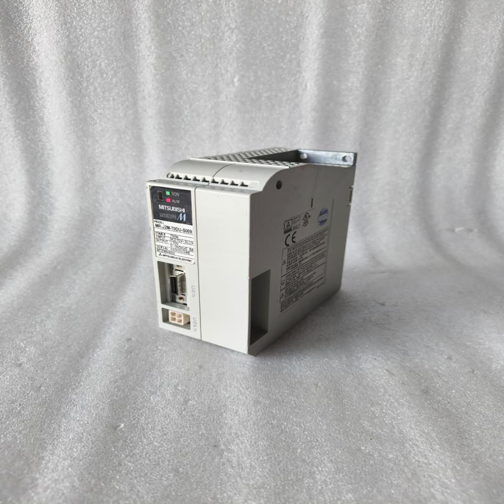 Mitsubishi MR-J2M-70DU-S009 MELSERVO AC Servo Drive
