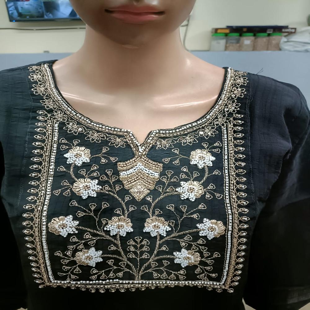 Elegant Embroidered Black Kurta - Bust Size: Na Inch (In)
