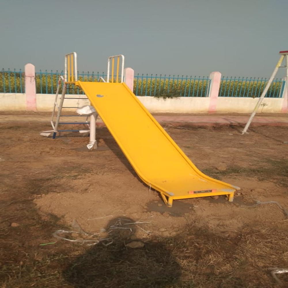 Gi Straight Slide - Age Group: 2-14 Yr