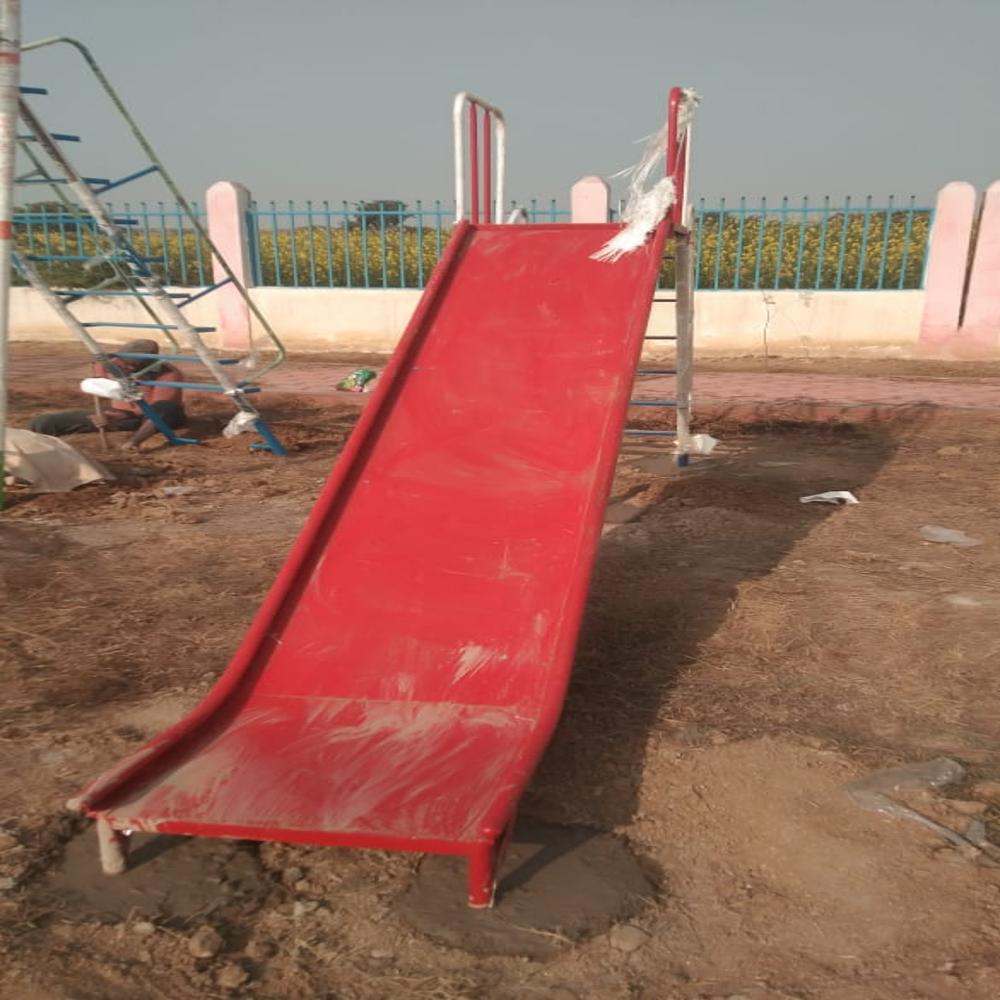 Gi Straight Slide - Age Group: 2-14 Yr