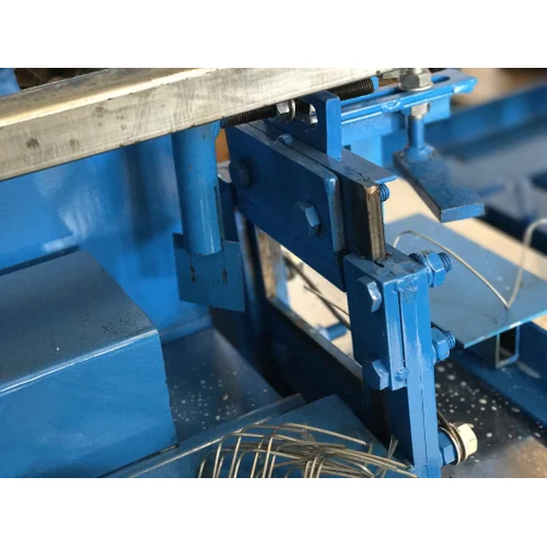 Plc Controlled Automatic Wire Netting Machine - Color: Yellow & Blue