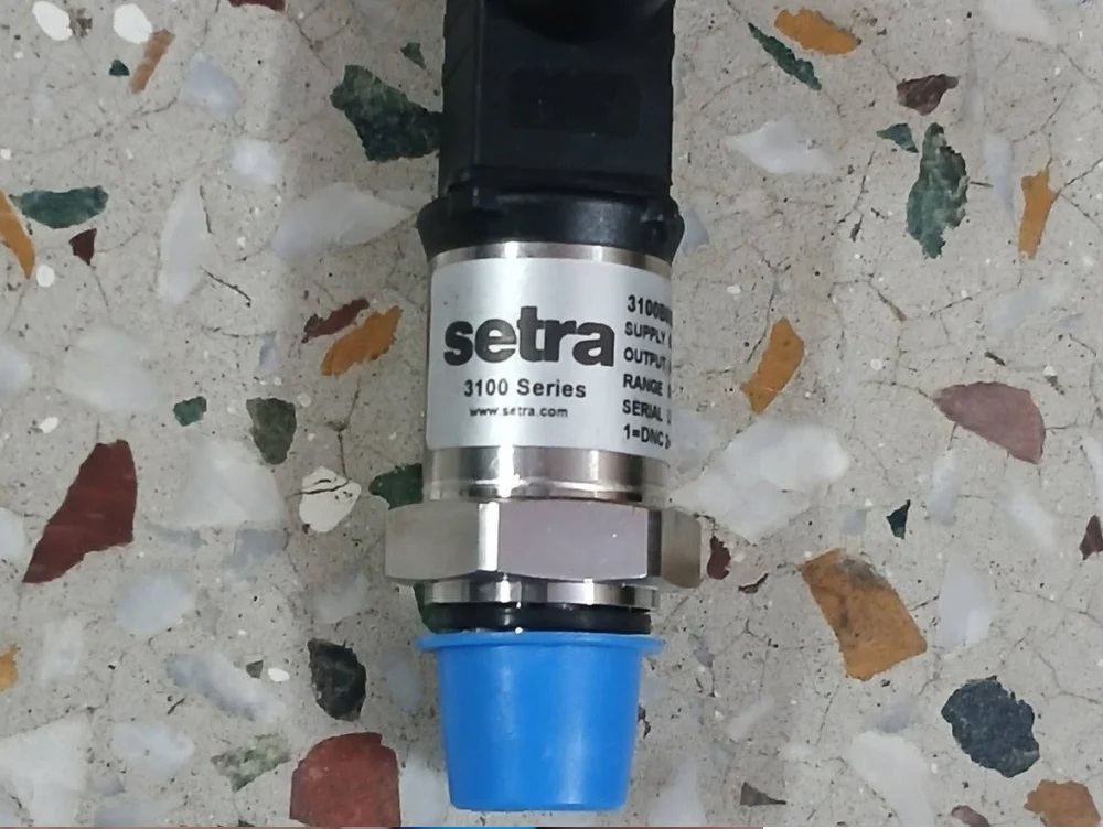 SETRA 3100B1800S2TB Pressure Transmitter 01800 Bar Supplier India