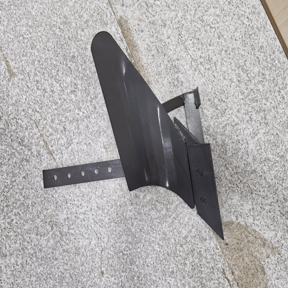 Single Side Power Weeder Plough - Mild Steel, 22x18 Inches | Hand Crank, Color Coated, Agricultural Use