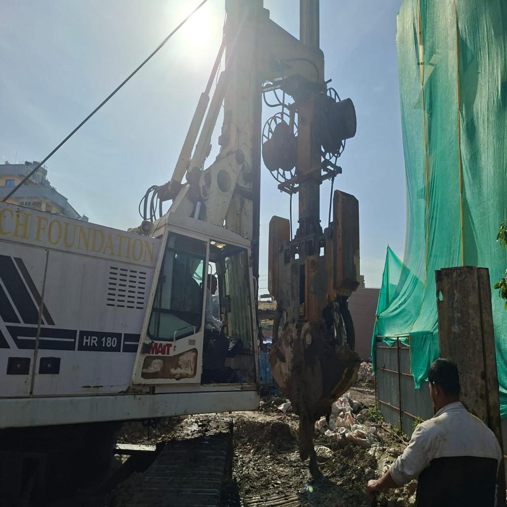 Crawler Crane Rental Machine