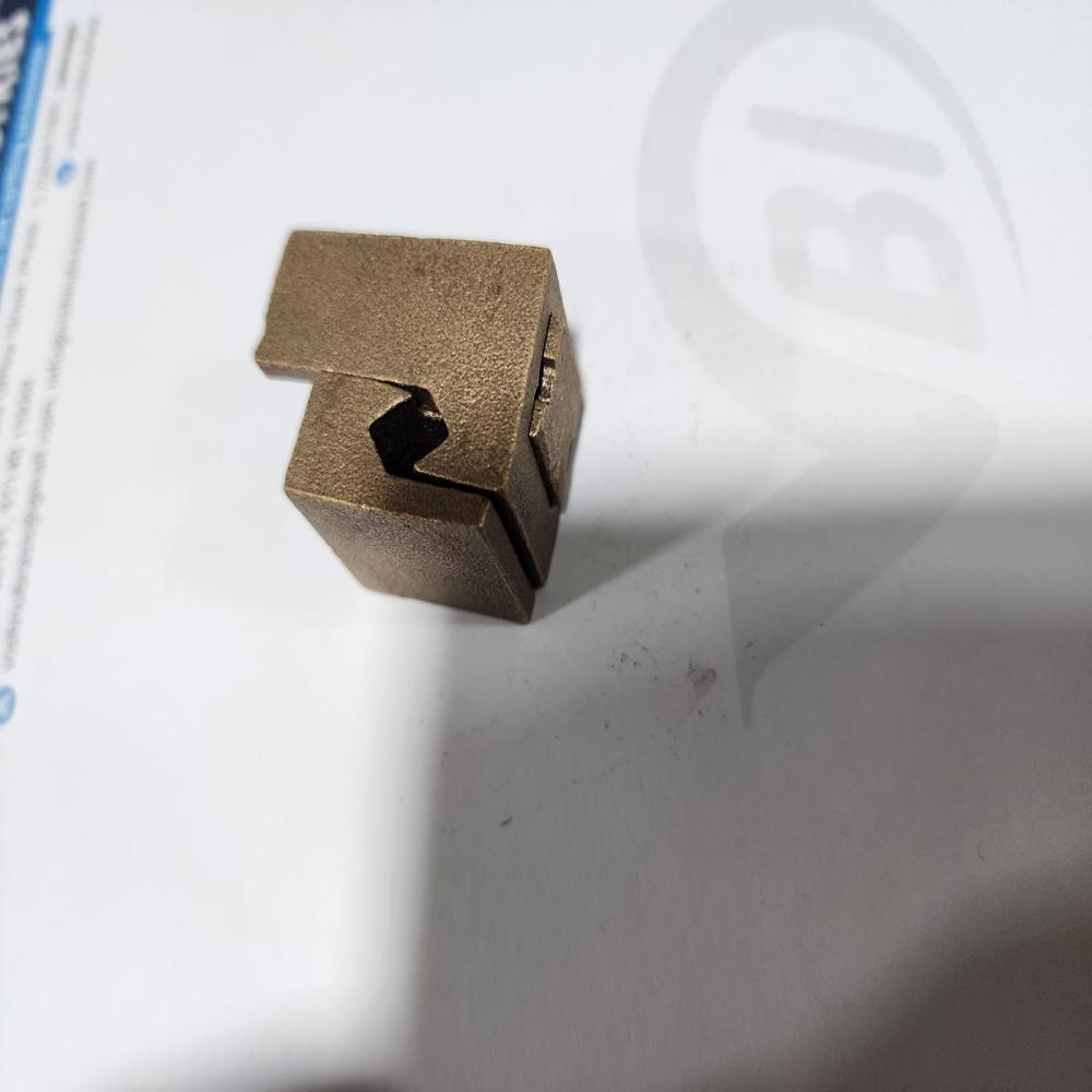 Bronze Vise Connectors