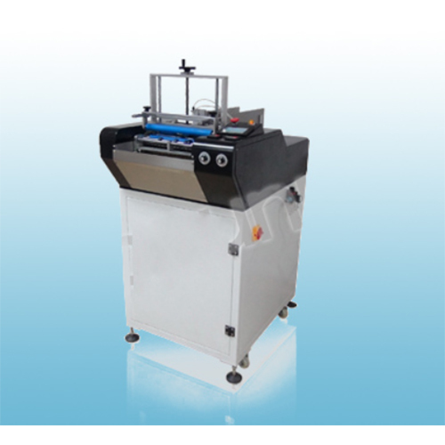 Hot melt labeling machine