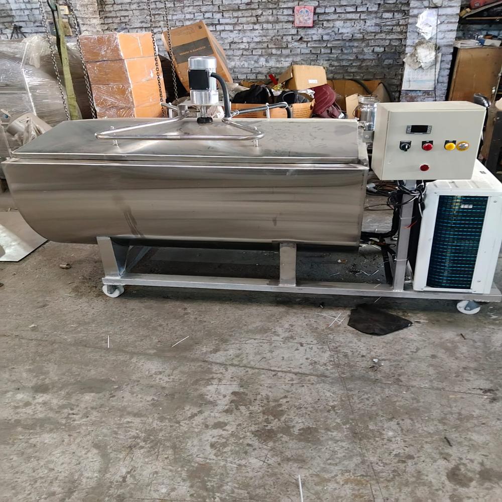 Bulk Milk Cooler