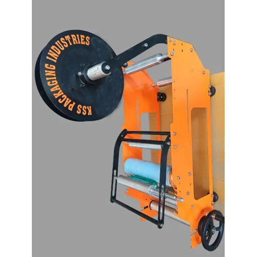 Label Applicator Machine