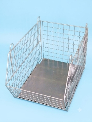 Supermarket storage basket