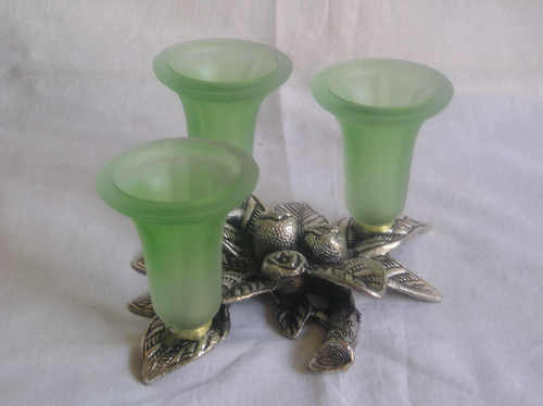 मोमबत्ती का लाइट स्टैंड