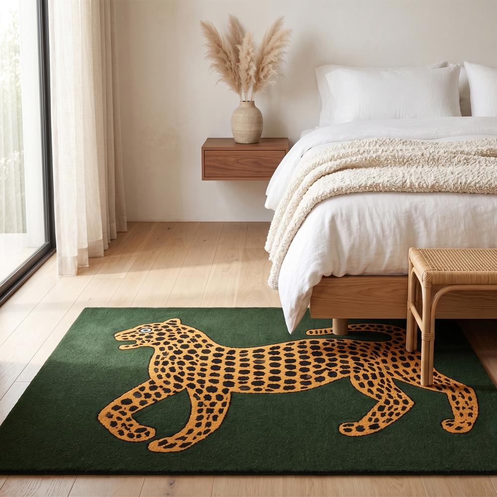 Handmade Modern Leopard Motif Tufted Wool Rug - Forest Green & Gold