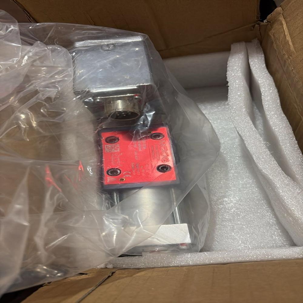 Moog Hydraulic Servo Valve D633-313A