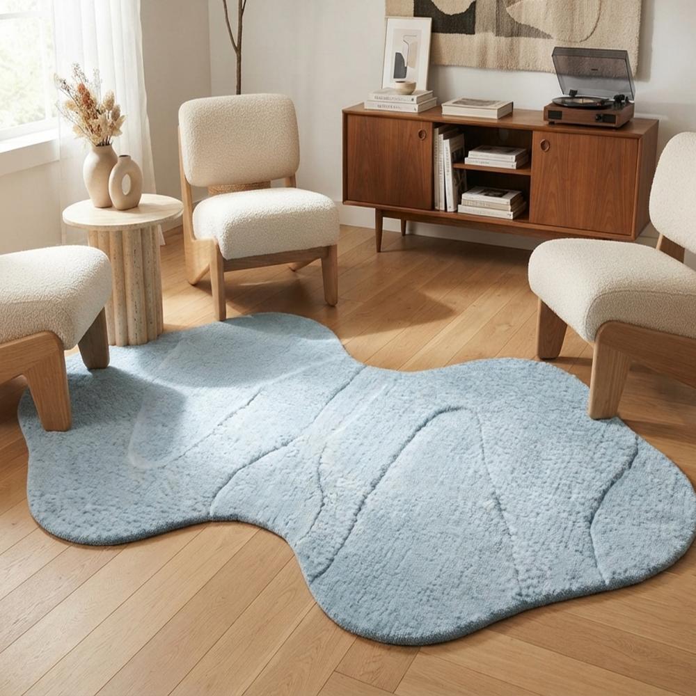 Handmade Modern Irregular Curved Organic Shape Tufted Wool Rug - Soft Light Blue