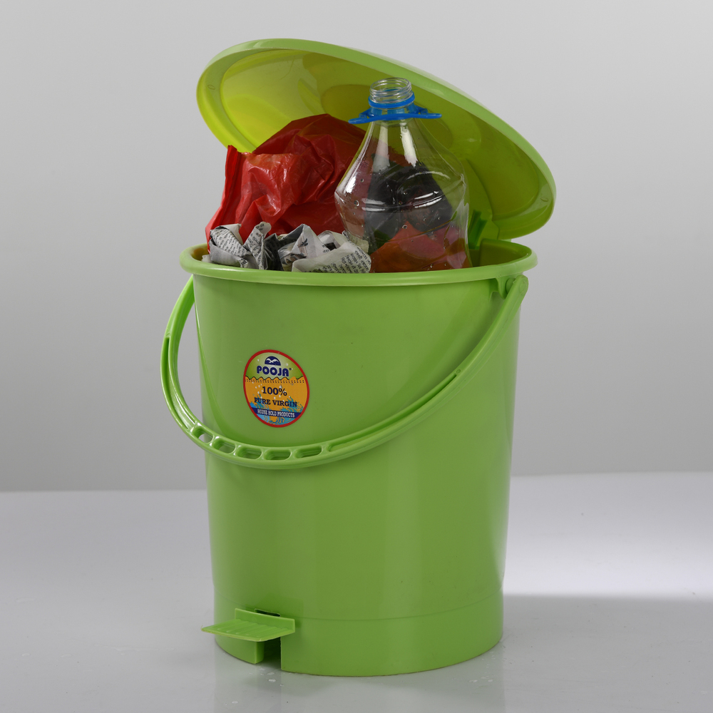 Plastic Pedal Dustbin