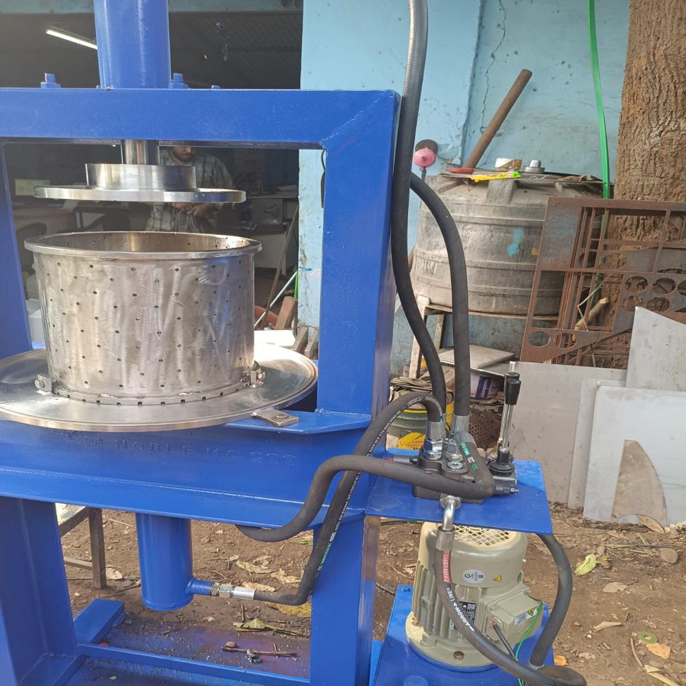 Mariya Hydraulic Press Machine 2HP H type Power