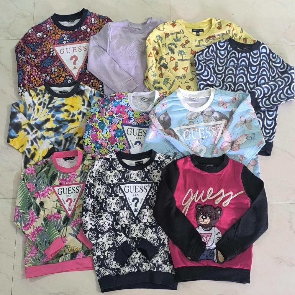B16769 | GUESS Boys and Girls Printed Pullover Sweatshirts