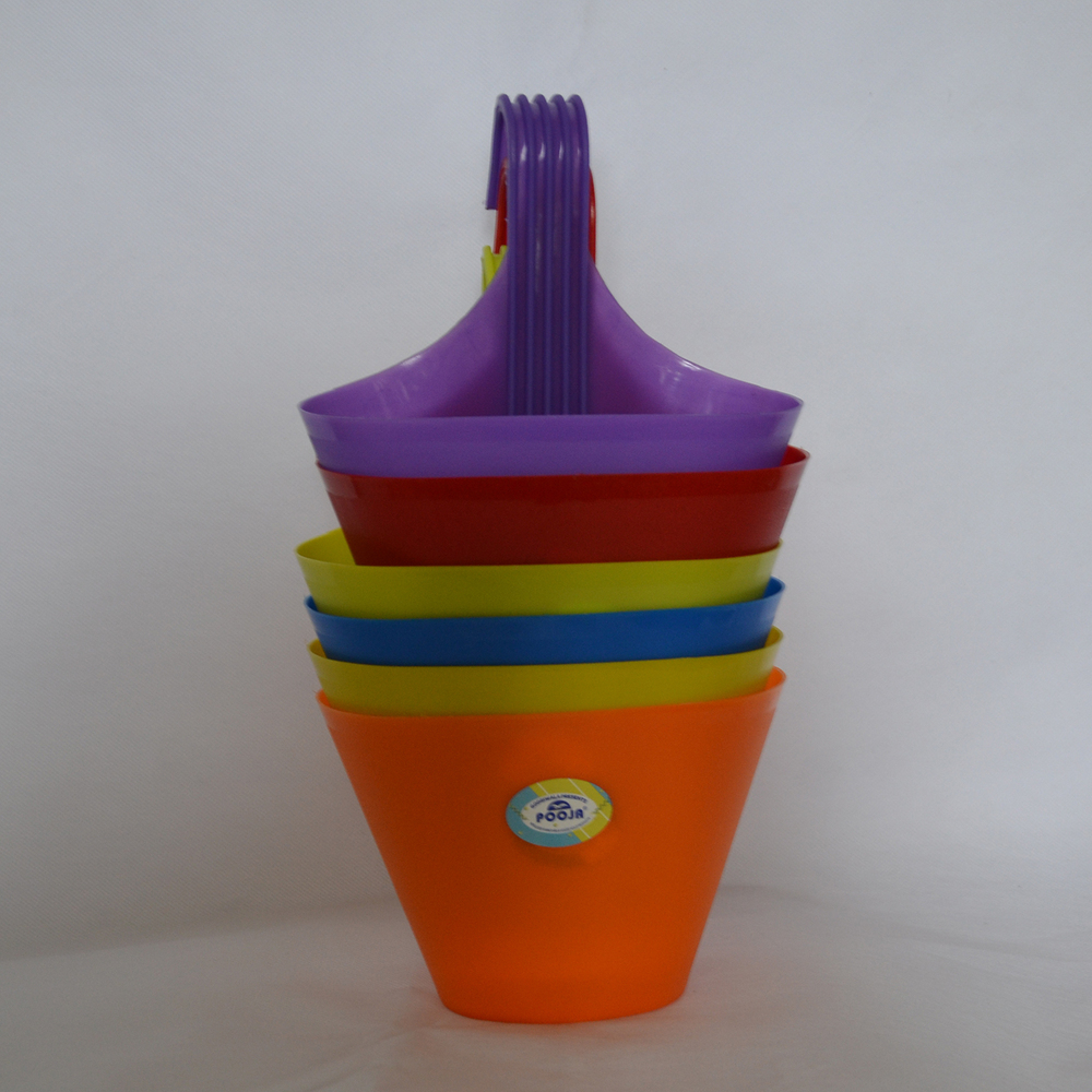 Plastic Planter Hook Pot