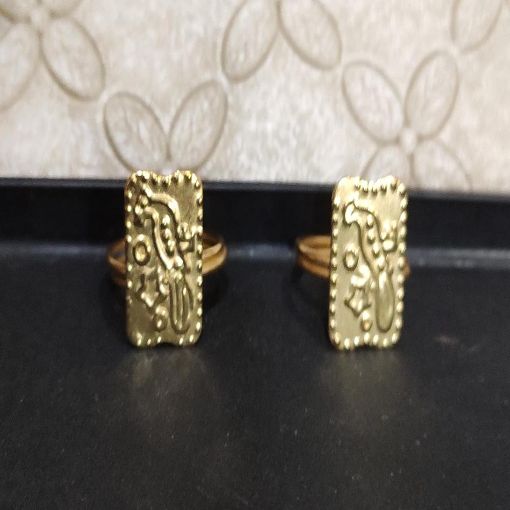 Peacock Ring Golden Color