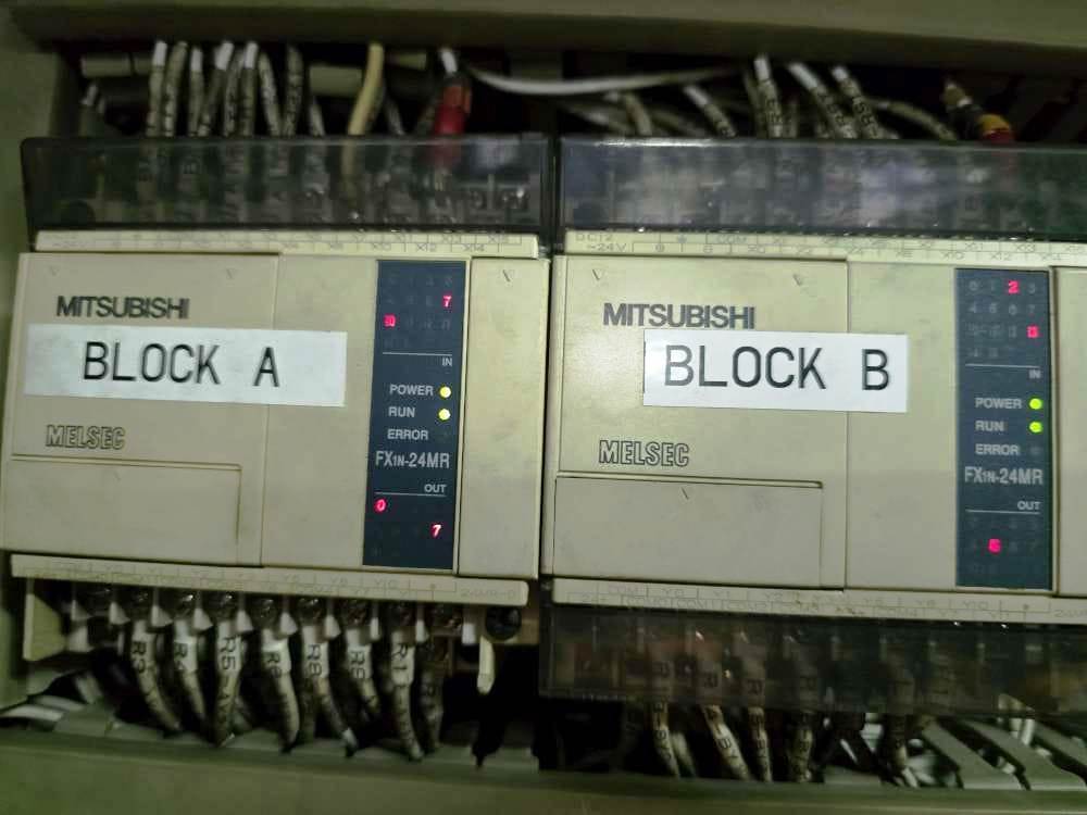 Mitsubishi MELSEC FX1N-24MR Programmable Logic Controller (PLC)