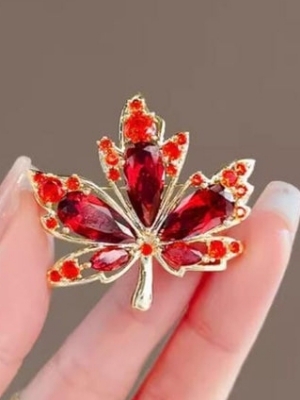 Red Crystal Floral Brooch For Women A Elegant Leaf Design - Color: Gold