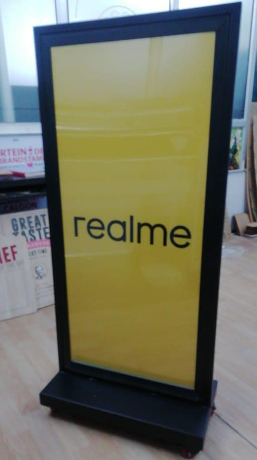 Aluminium Clip On Poster Frame