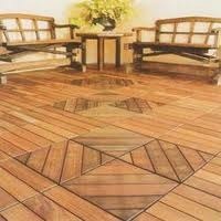 आयातित डेक लकड़ी