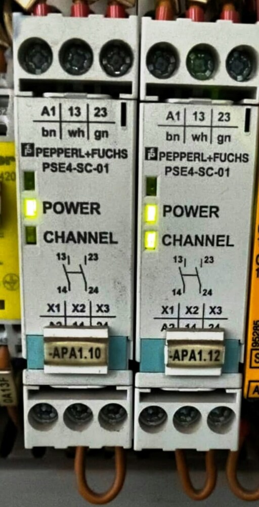 Pepperl+Fuchs PSE4-SC-01 Safety Control Module Safety Relay
