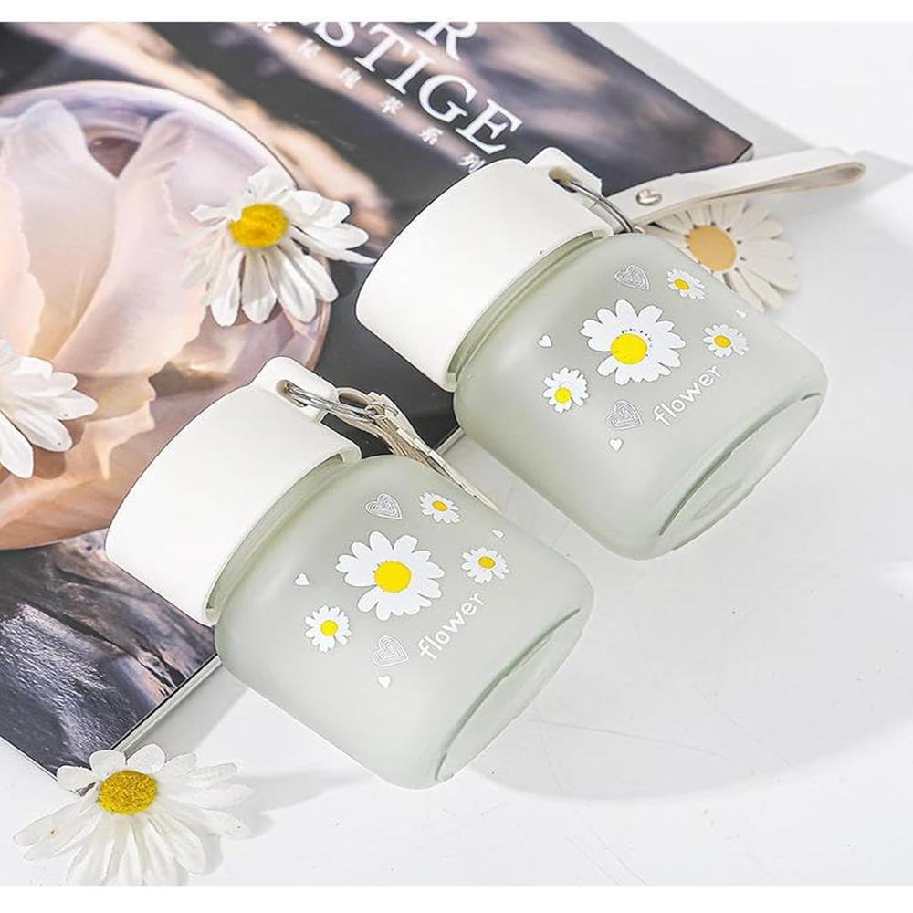 Daisy Print Glass Water Bottle