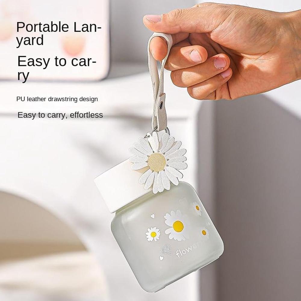 Daisy Print Glass Water Bottle