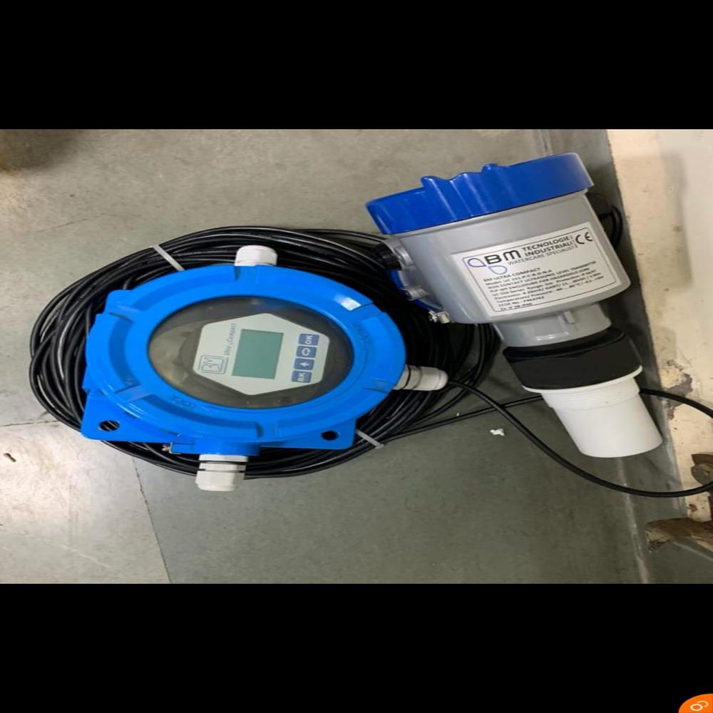 Non-Contact Ultrasonic Level Transmitters