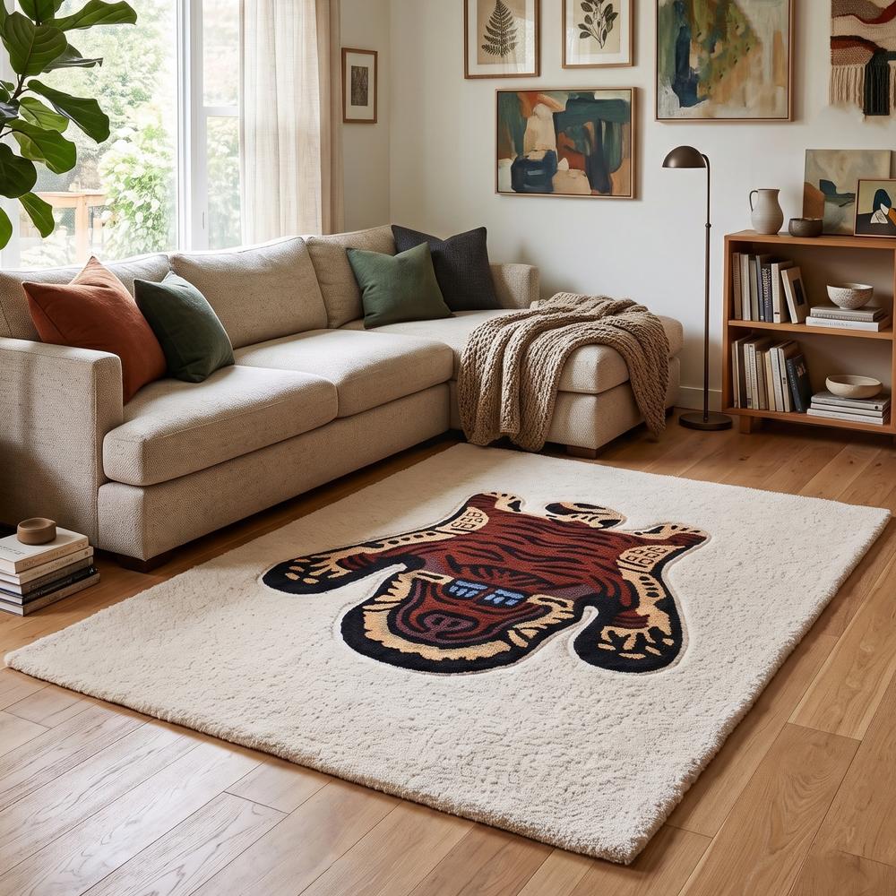 please make the taital Handmade Tiger Shape Wool Tufted Rug for Living Room Decor Custom Animal Design Carpet