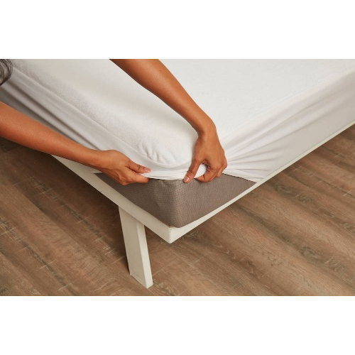 Hotel Bed Linen And Accessories