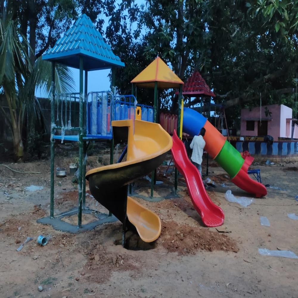 Garden Multi Activity Play Station for Society
