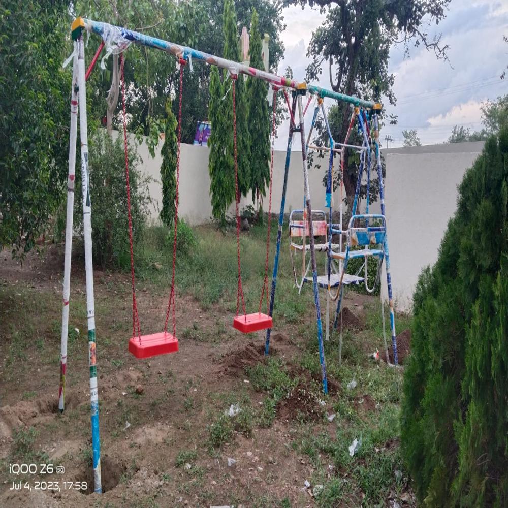 Metal Garden Swings for kids