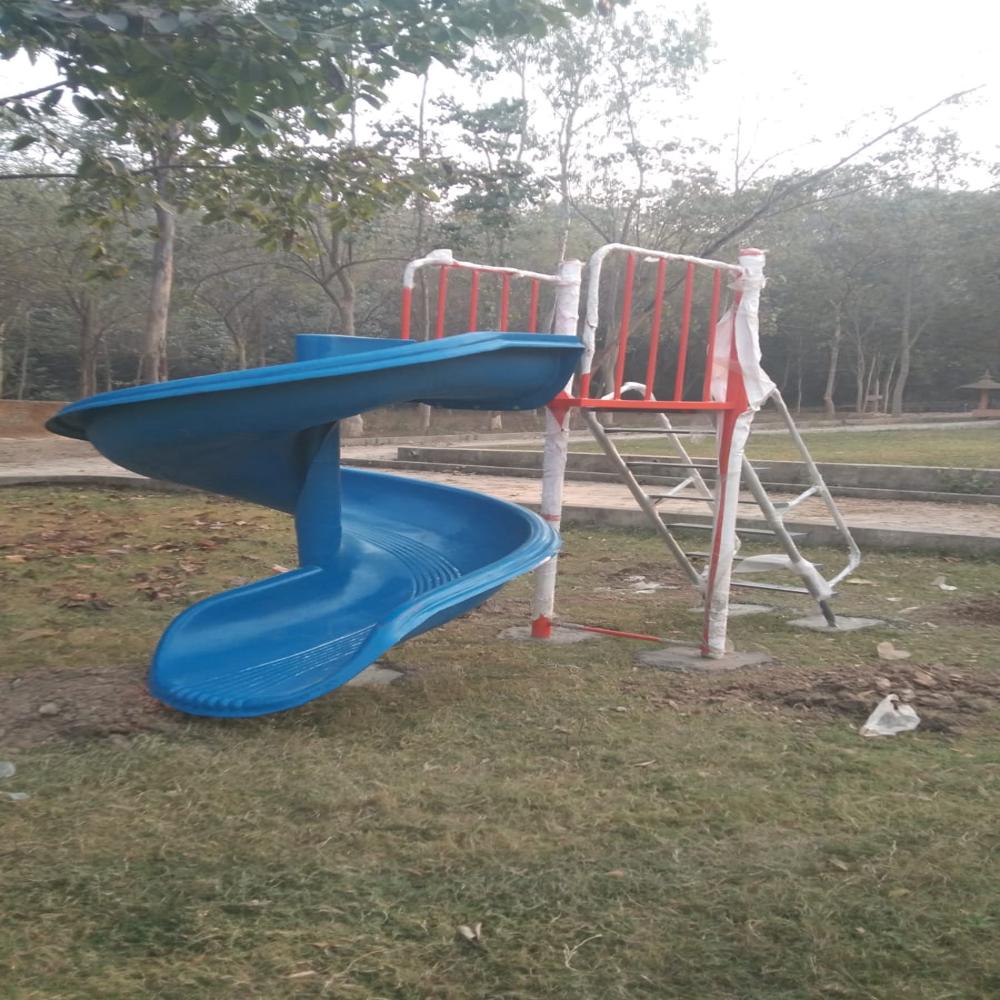 Outdoor Spiral Slide for Kids