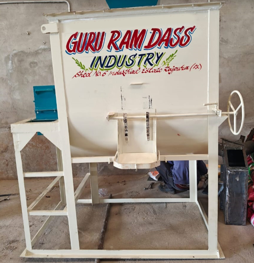 Cattle Feed Mixer