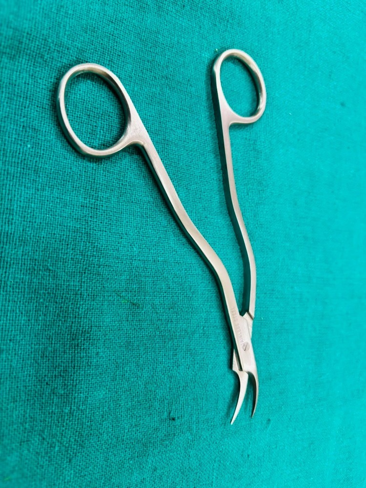 Suture Cutting Scissor