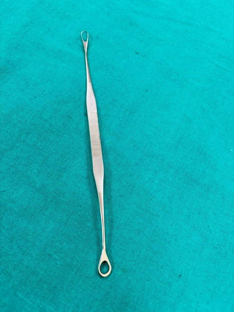 Double Ended Uterine Curette