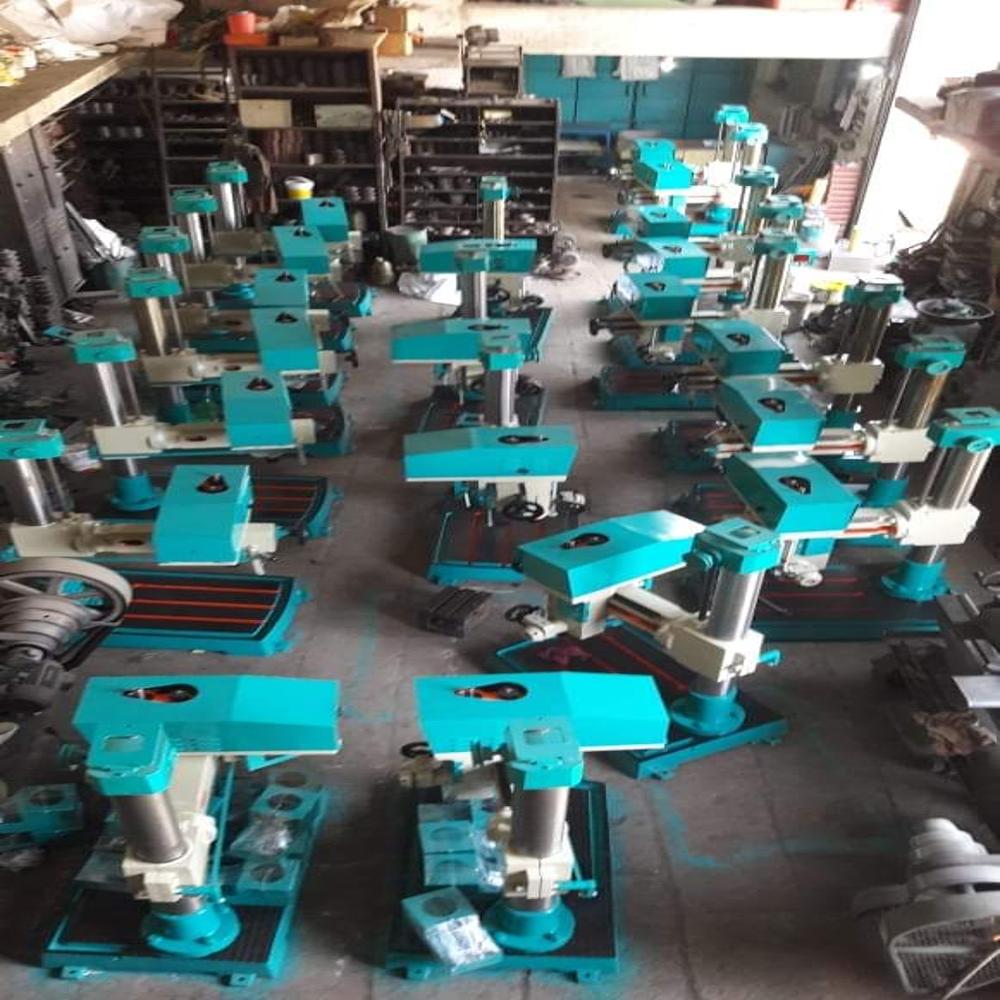 Industrial Radial Drilling Machine