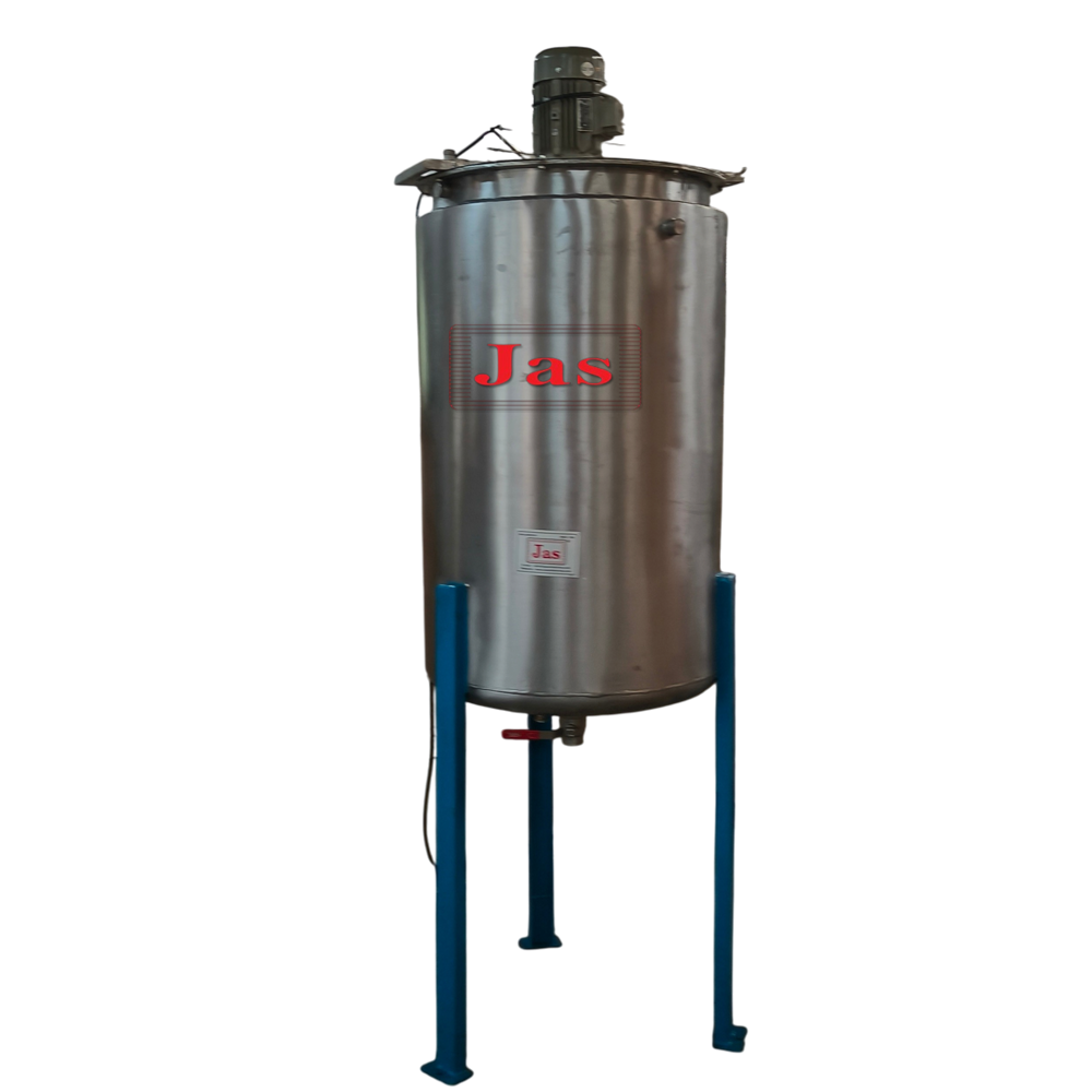 vertical mixing tank.