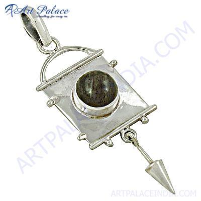 Precious Garnet Gemstone Silver Pendant 