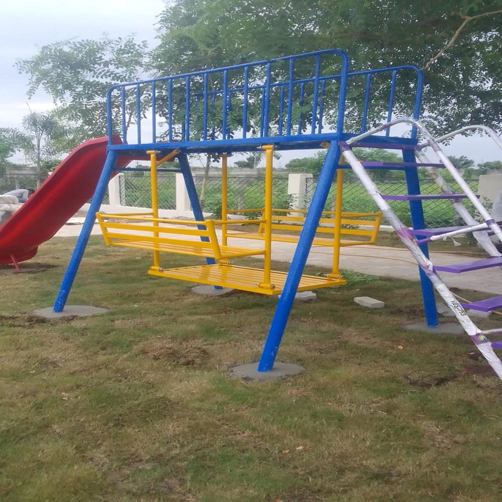 Party Swing With Slide