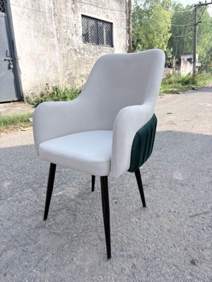 New Banquet Chair - Color: White & Green