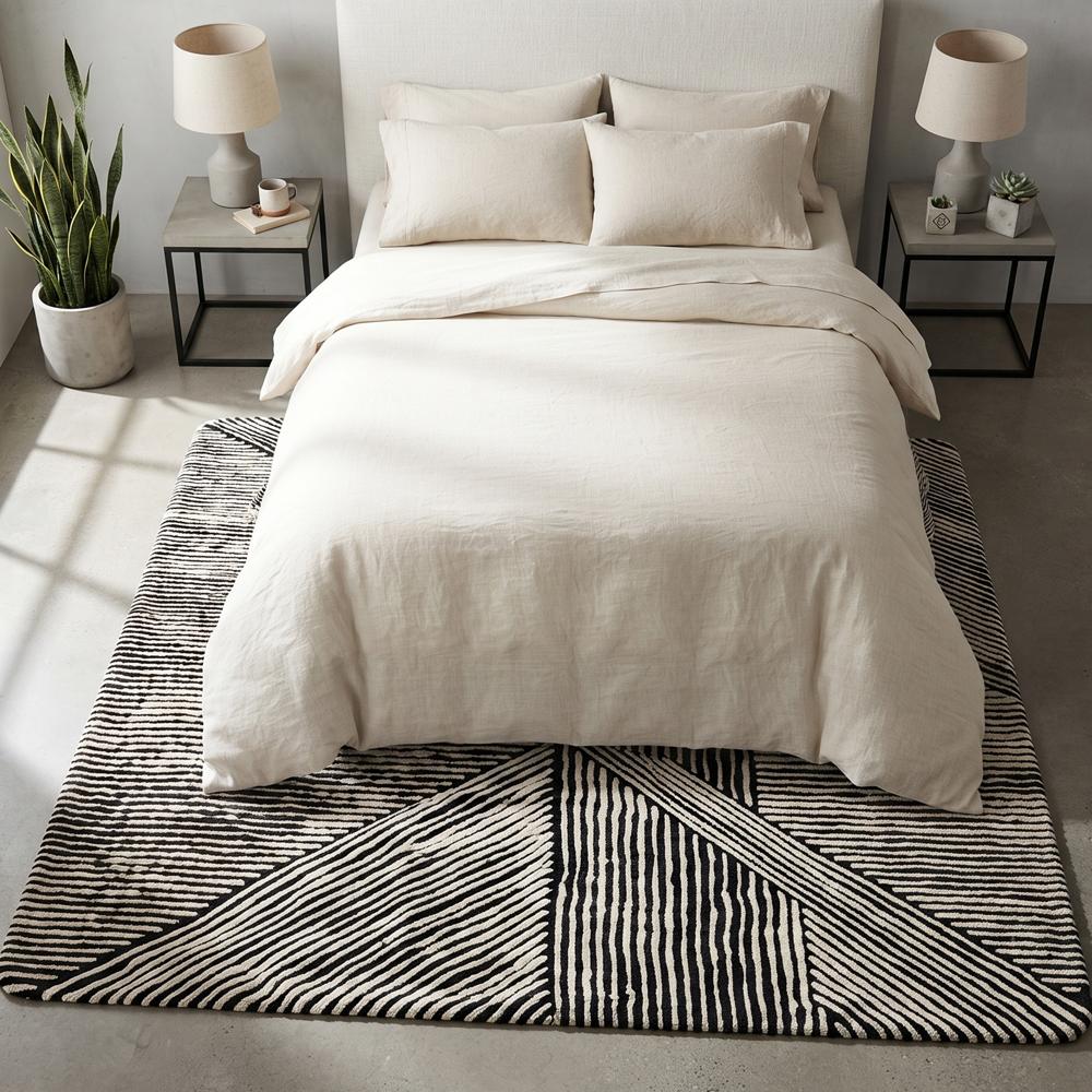 Modern Black and White Geometric Striped Handmade Area Rug for Living Room and Bedroom Decor